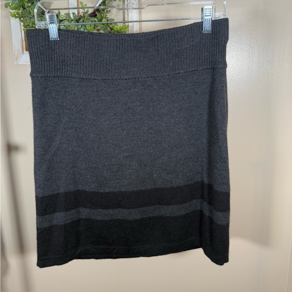 Loft striped black gray knitted wool blend skirt size Medium - Picture 1 of 6